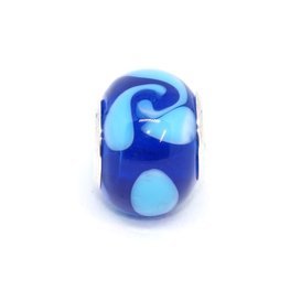 Perle en verre bleu arabesques